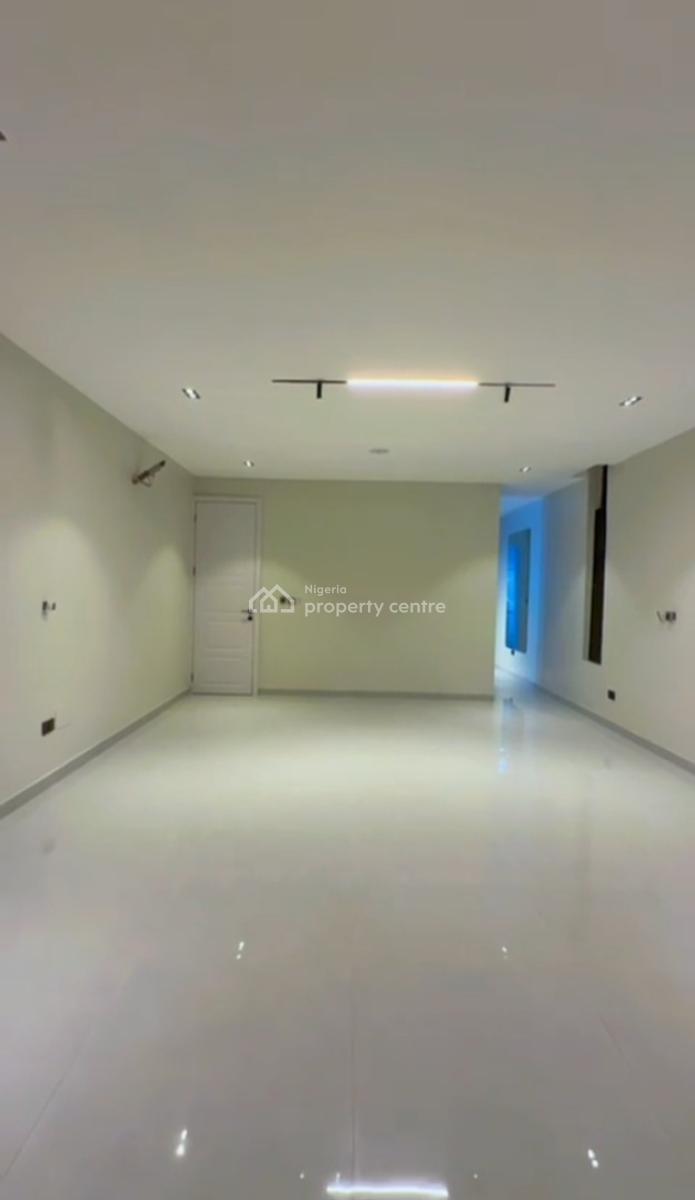 5bed  ₦650m  Royal Pine Estate, Orchid Road, Lekki, Orchid Road Royal Pine Estate, Lekki, Lagos, Detached Duplex for Sale