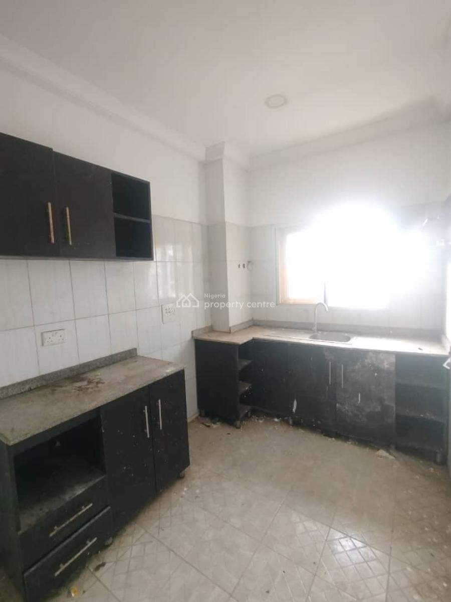a Well Renovated 3 Bedroom Flat., Katampe (main), Katampe, Abuja, Flat / Apartment for Rent