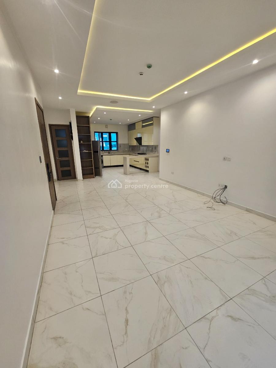 Spacious 2-bedroom Apartment with Bq, Off Fatai Idowu, Lekki Phase 1, Lekki, Lagos, Flat / Apartment for Rent