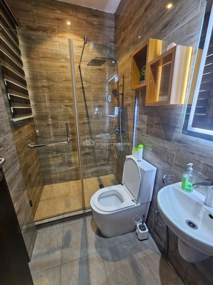 Tastefully Fully Furnished 2-bedroom Apartment with Bq, Off Fatai Idowu, Lekki Phase 1, Lekki, Lagos, Flat / Apartment for Rent