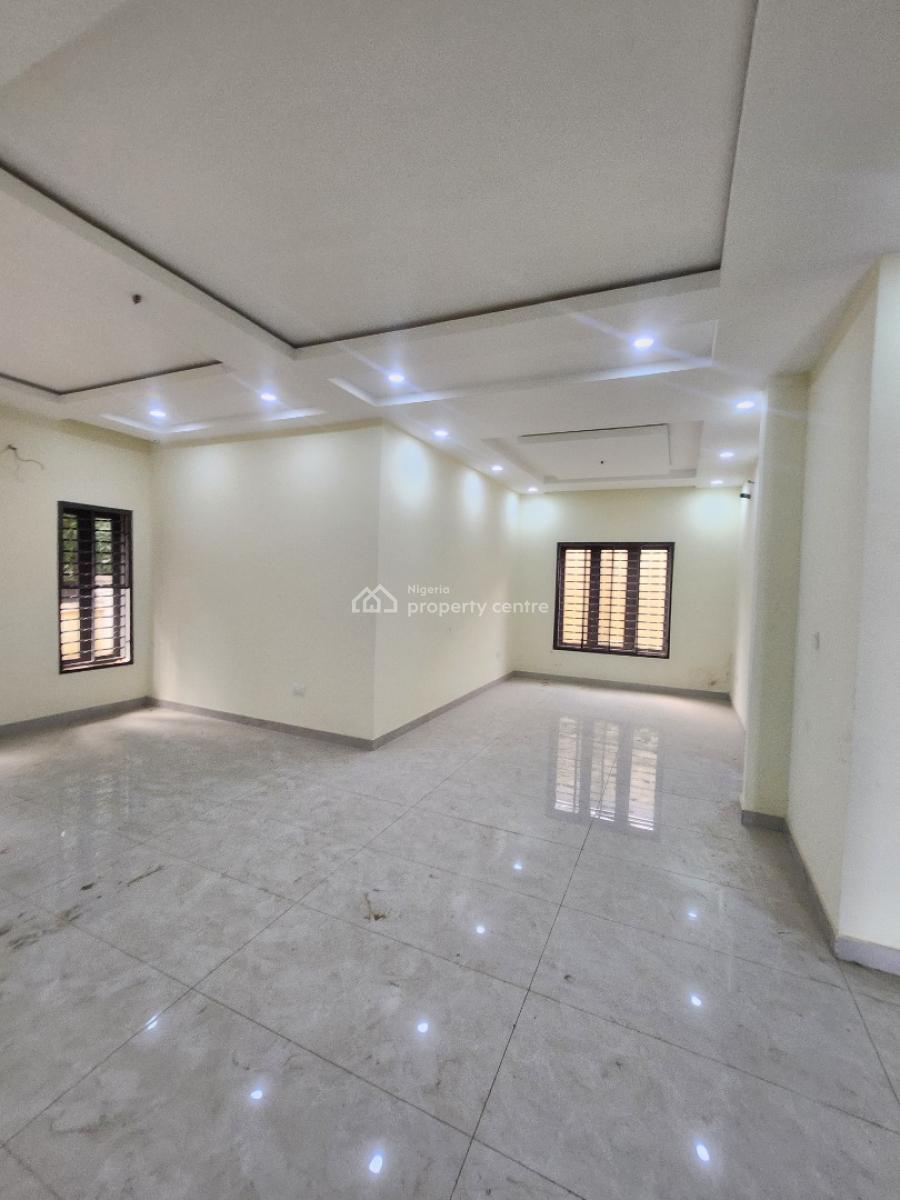 Nice 3bedroom Terrace Duplex with Bq, Pay & Packin, Maitama Main,tarred Rd, Maitama District, Abuja, Detached Duplex for Rent