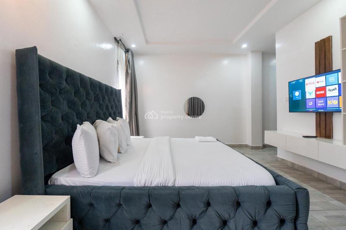 Elegant 3-bedroom Luxury Apartment with Swimming Pool, Elegant 3-bedroom Luxury Apartment with Swimming Pool, Lekki Phase 1, Lekki, Lagos, Flat / Apartment Short Let