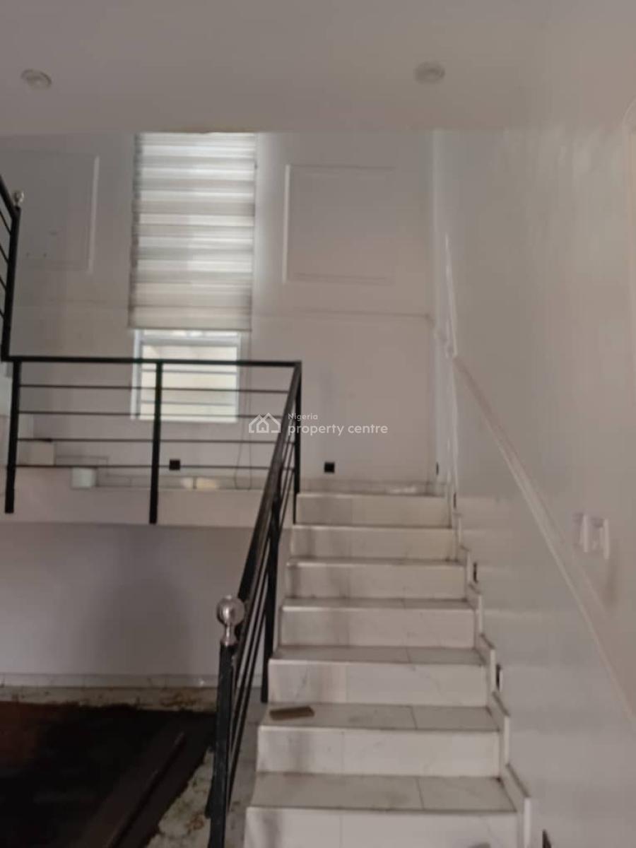 Writing Luxury 5-bedroom Duplex  at Ogudu, Ogudu, Ogudu, Lagos, Detached Duplex for Rent