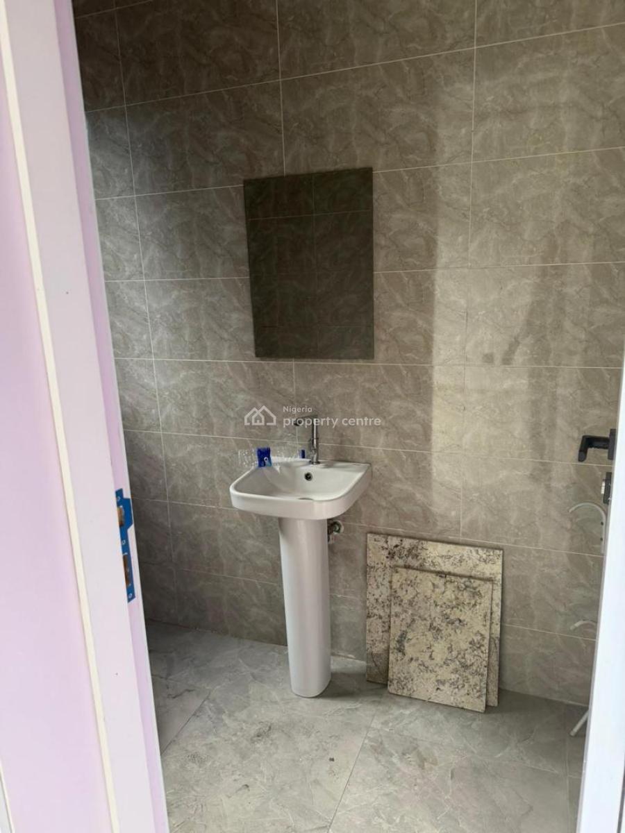 Partly Furnished, Spacious 2bedroom Apartment Osborne Foreshore Phase2, Osborne Foreshore Phase 2, Ikoyi, Lagos, Flat / Apartment for Rent