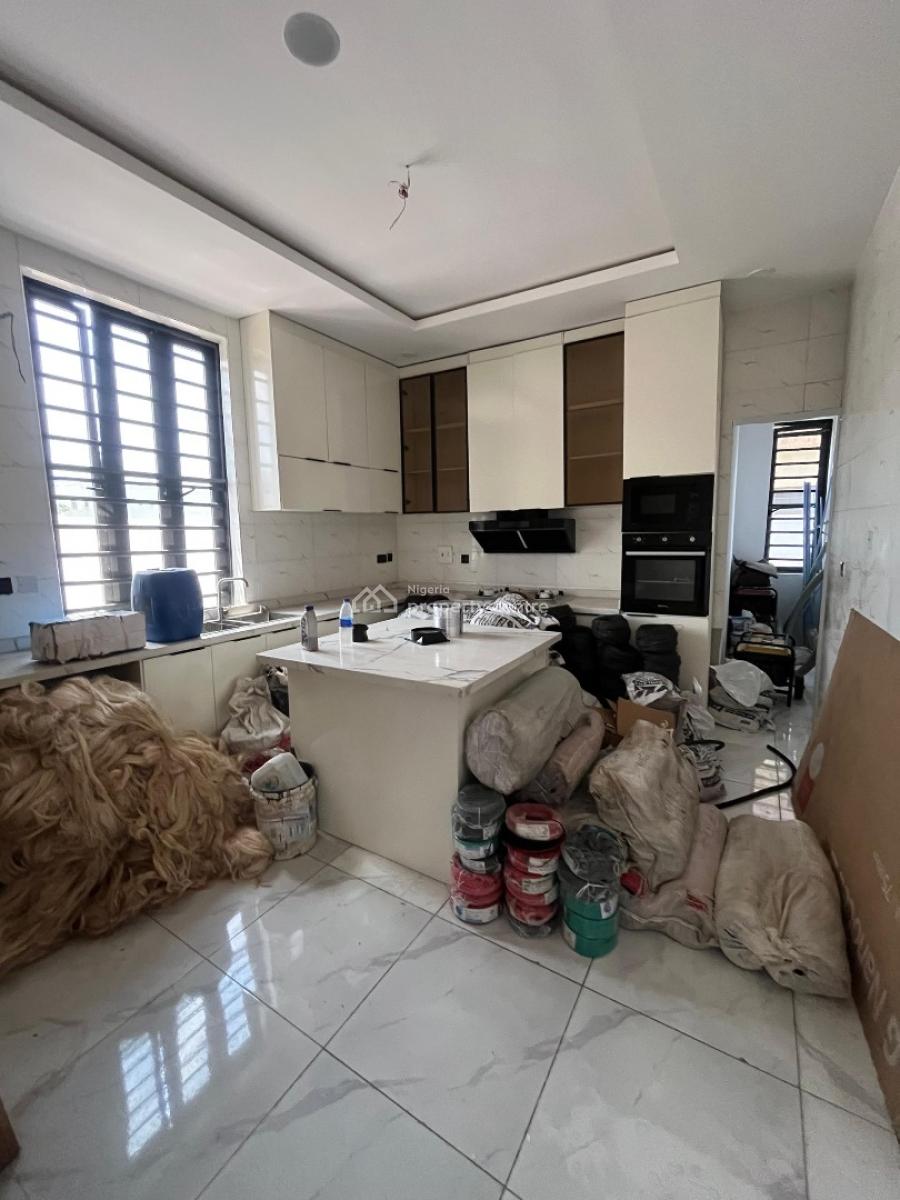 5 Bedrooms Fully Detached Duplex in an Estate in Chevron, Chevron, Lekki, Lagos, Detached Duplex for Sale