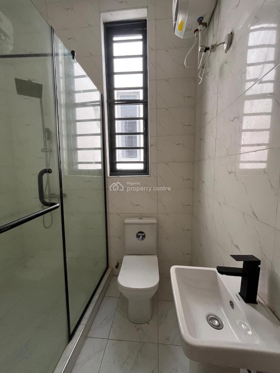 5 Bedrooms Fully Detached Duplex in an Estate in Chevron, Chevron, Lekki, Lagos, Detached Duplex for Sale