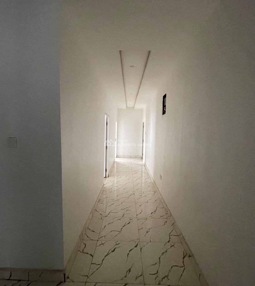 3 Bedrooms Apartment in Accessible Location, Near Coza, Guzape District, Abuja, Flat / Apartment for Rent