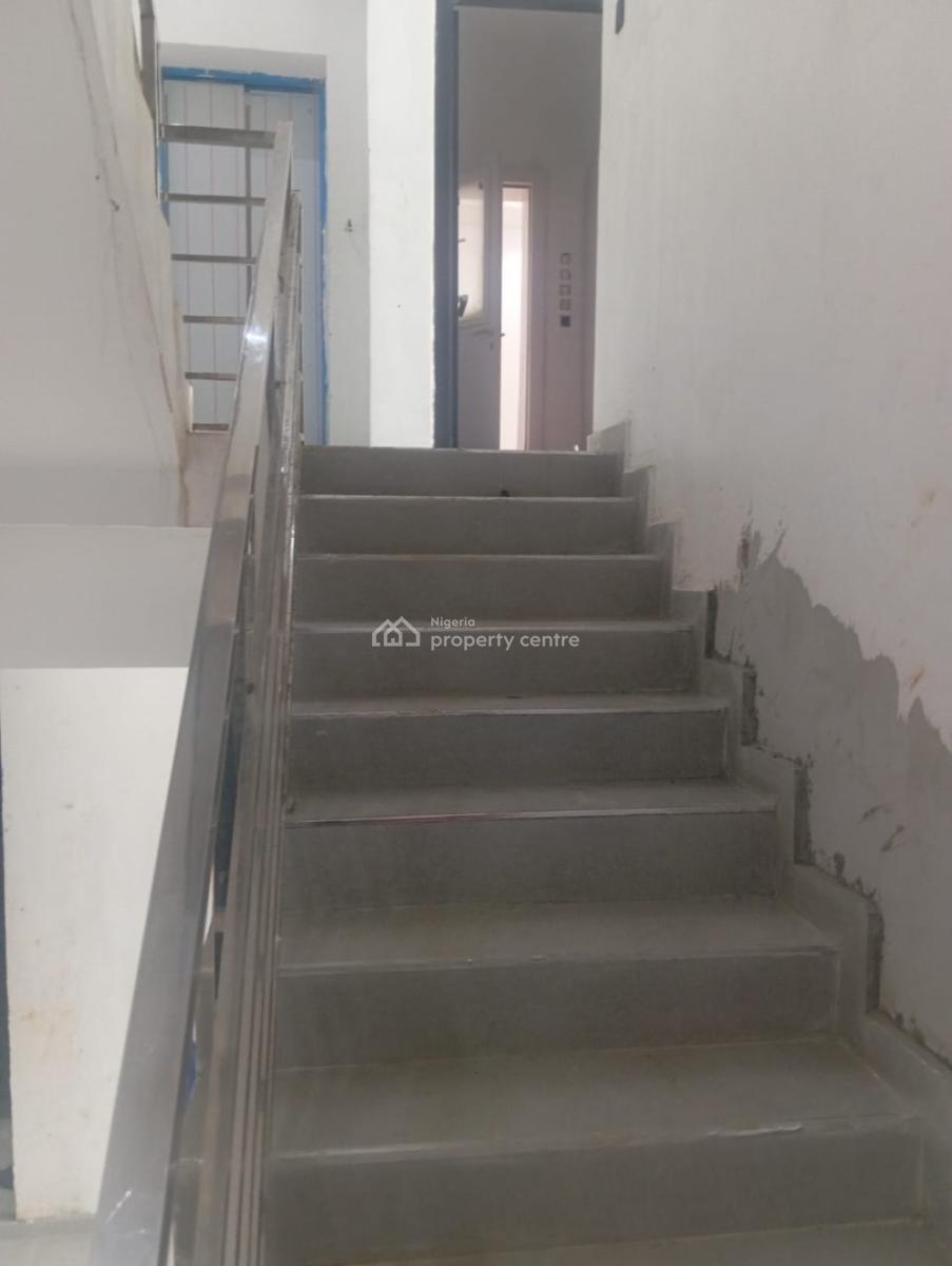 Luxury 3 Bedroom Apartment with Bq , Swimming, Ikeja Gra, Ikeja, Lagos, Flat / Apartment for Sale