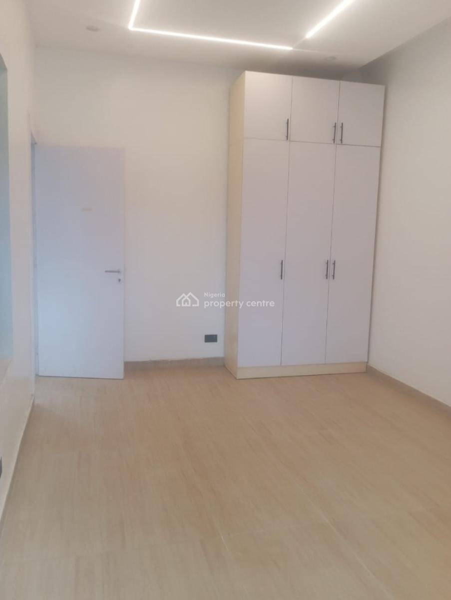 Luxury 3 Bedroom Apartment with Bq , Swimming, Ikeja Gra, Ikeja, Lagos, Flat / Apartment for Sale