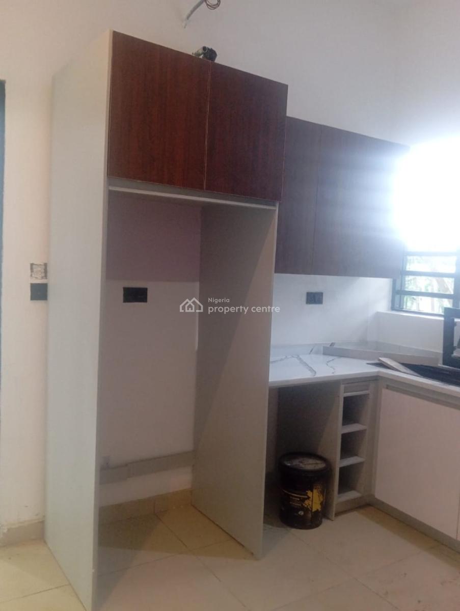 Luxury 3 Bedroom Apartment with Bq , Swimming, Ikeja Gra, Ikeja, Lagos, Flat / Apartment for Sale