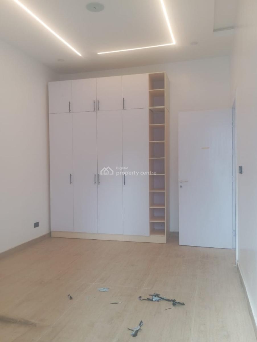 Luxury 3 Bedroom Apartment with Bq , Swimming, Ikeja Gra, Ikeja, Lagos, Flat / Apartment for Sale