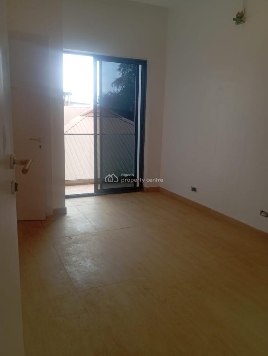 Luxury 3 Bedroom Apartment with Bq , Swimming, Ikeja Gra, Ikeja, Lagos, Flat / Apartment for Sale