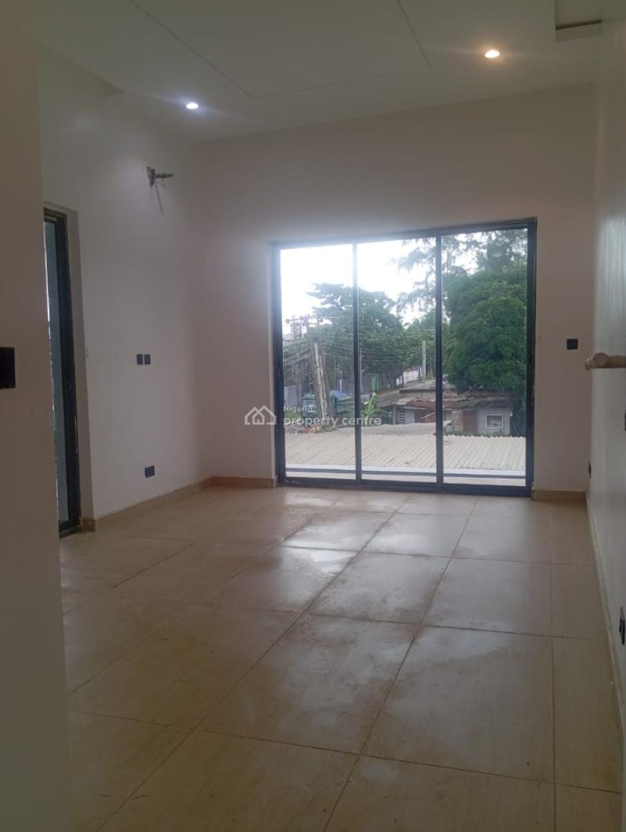 Luxury 3 Bedroom Apartment with Bq , Swimming, Ikeja Gra, Ikeja, Lagos, Flat / Apartment for Sale