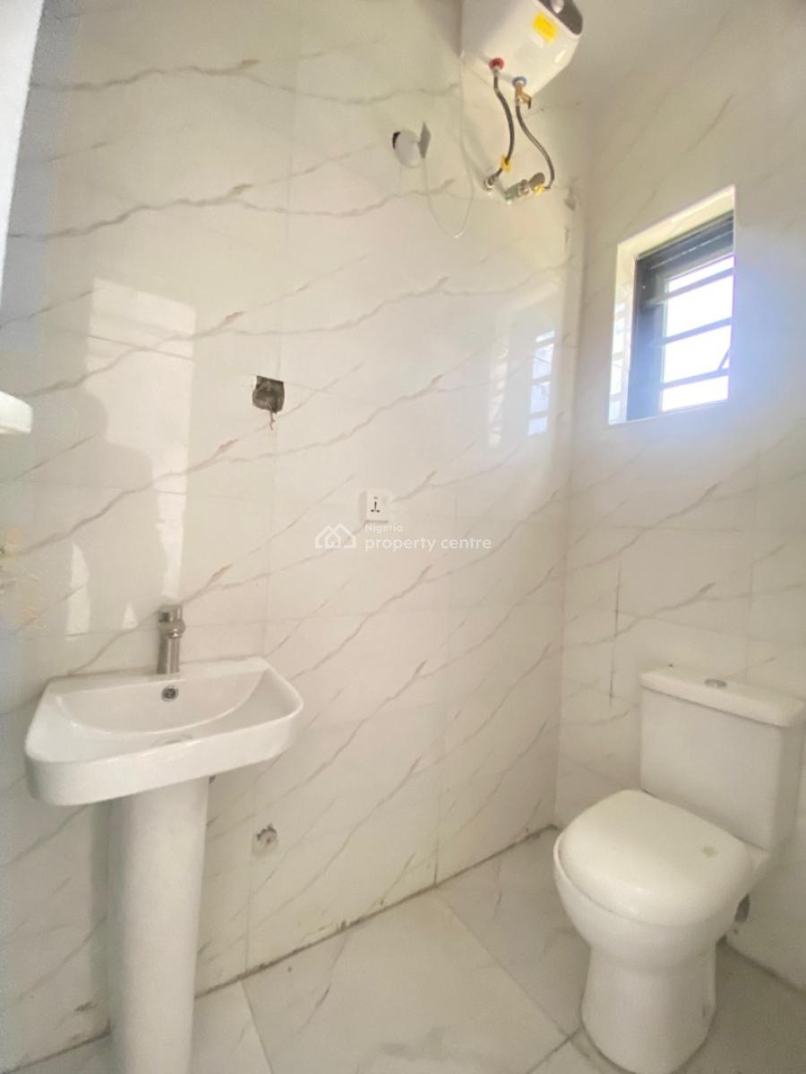 Newly Built 3bedroom Apartment, Mobil Road, Ajah, Lagos, Flat / Apartment for Sale