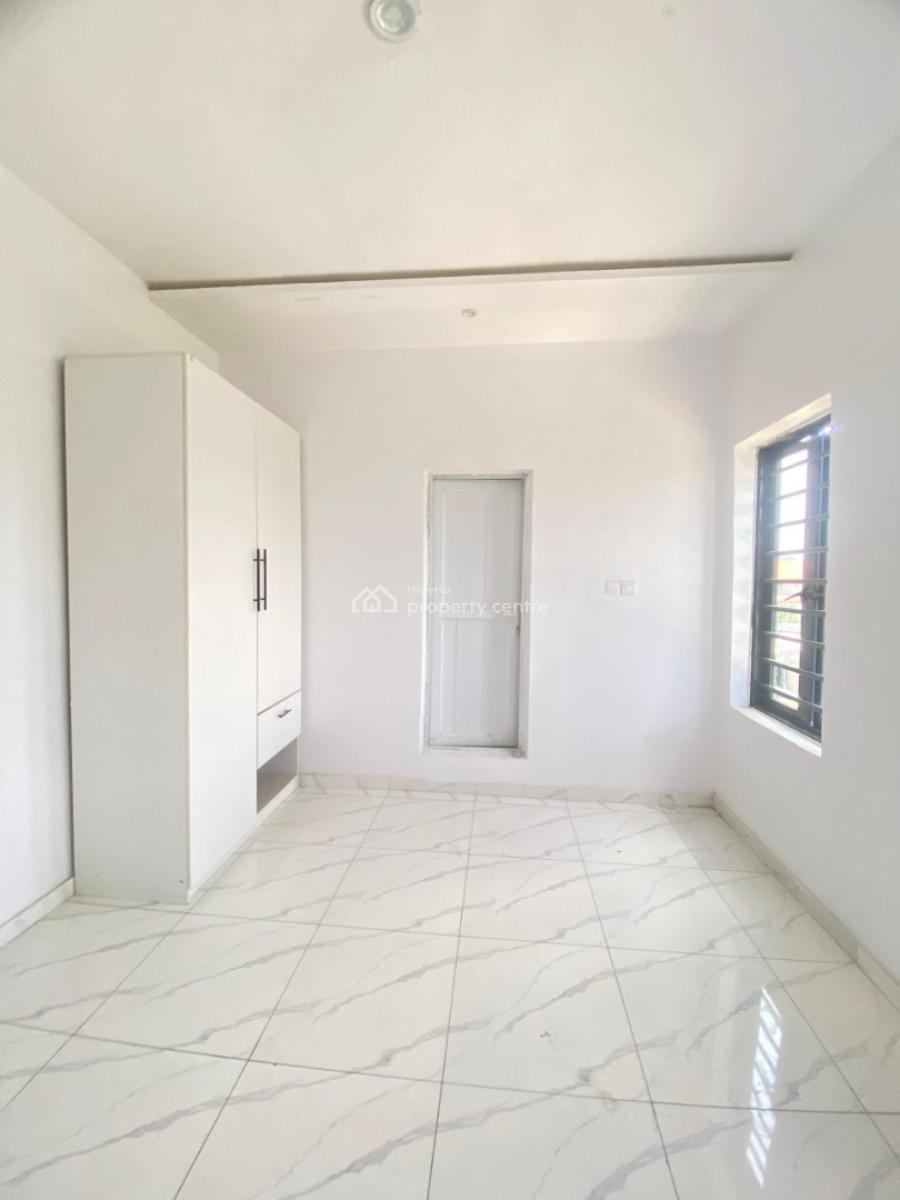 Newly Built 3bedroom Apartment, Mobil Road, Ajah, Lagos, Flat / Apartment for Sale