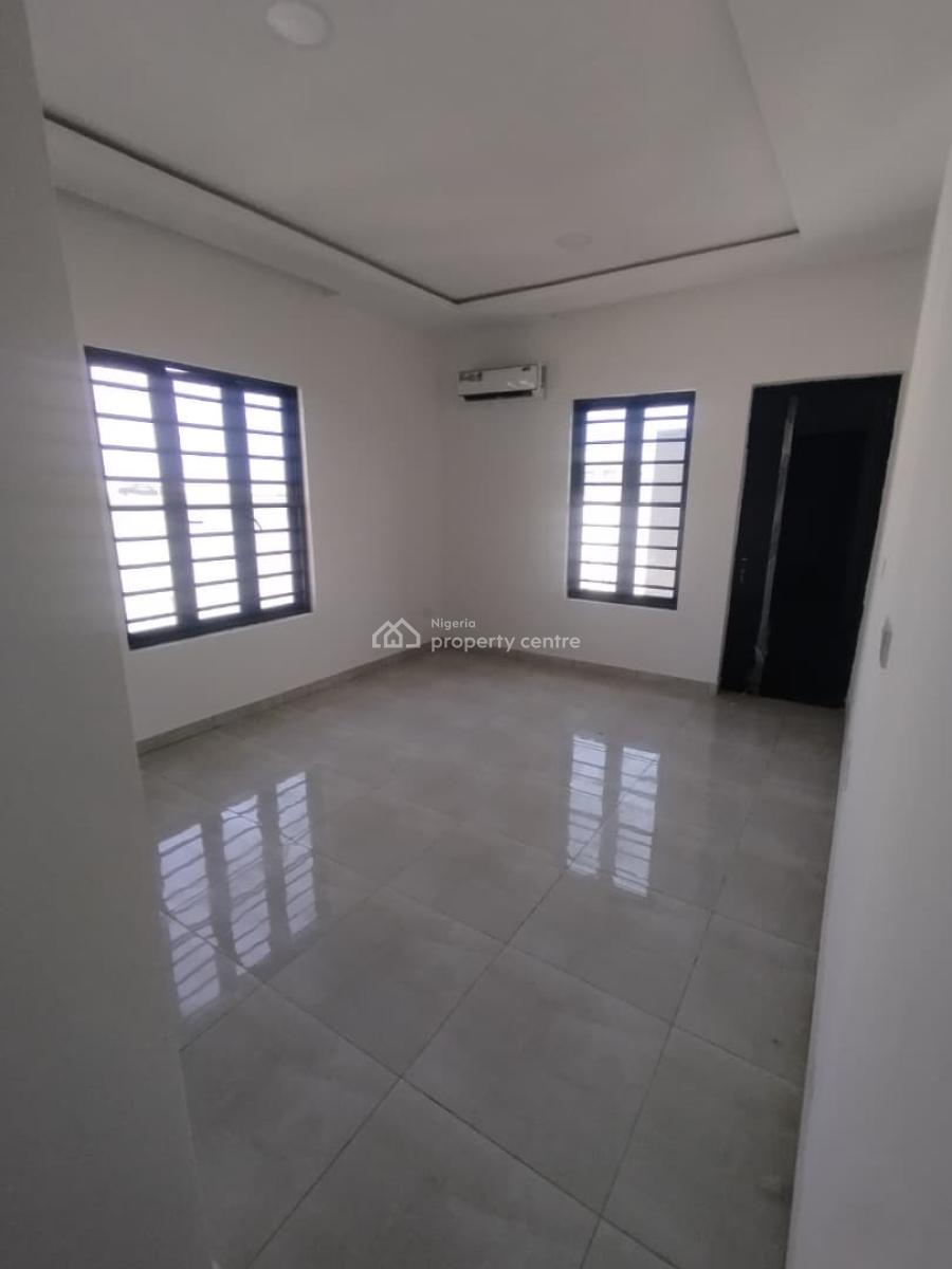 Lovely 3 Bedroom Apartment, Lekki Phase 1, Lekki, Lagos, Flat / Apartment for Rent