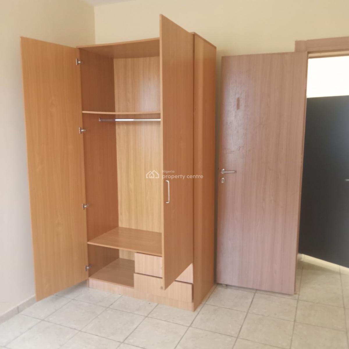 New Renovated 3 Bedroom Terrace Duplex with Bq, Off Freedom Way, Lekki Phase 1, Lekki, Lagos, Terraced Duplex for Rent