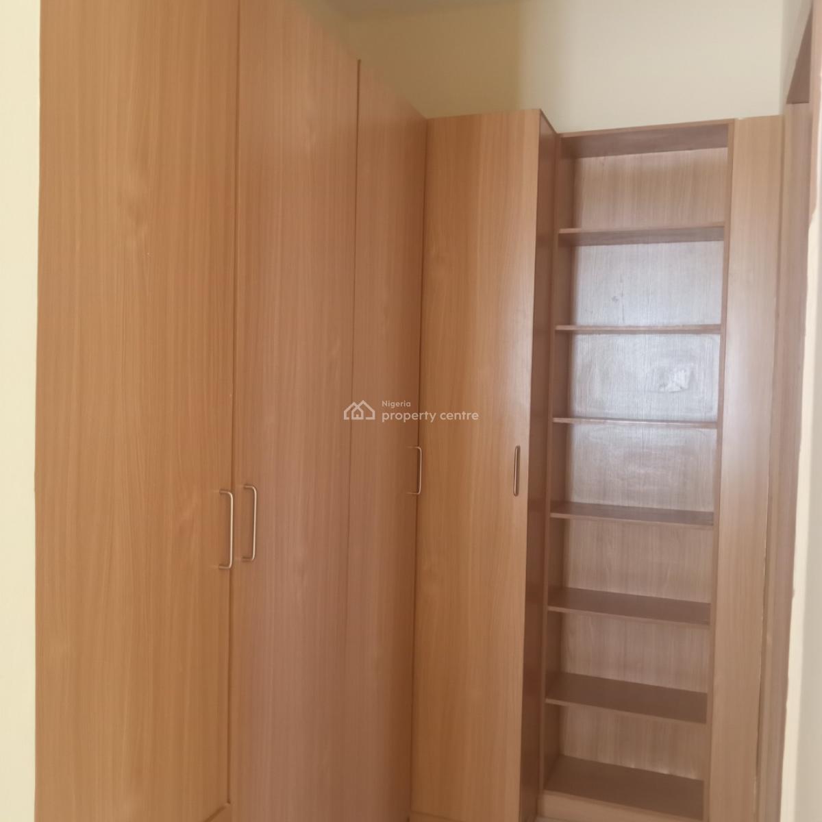 New Renovated 3 Bedroom Terrace Duplex with Bq, Off Freedom Way, Lekki Phase 1, Lekki, Lagos, Terraced Duplex for Rent