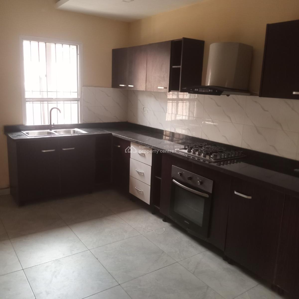 New Renovated 3 Bedroom Terrace Duplex with Bq, Off Freedom Way, Lekki Phase 1, Lekki, Lagos, Terraced Duplex for Rent