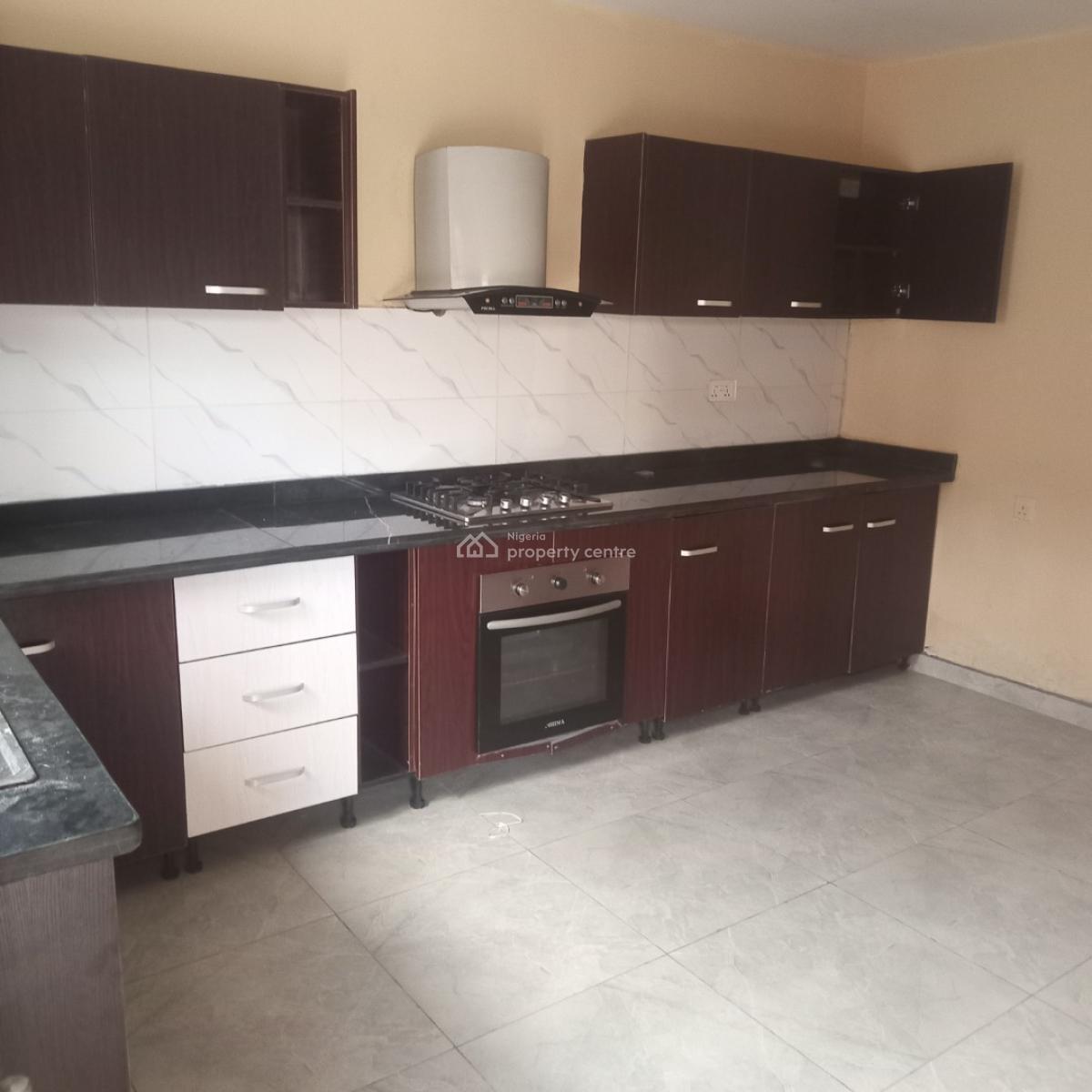 New Renovated 3 Bedroom Terrace Duplex with Bq, Off Freedom Way, Lekki Phase 1, Lekki, Lagos, Terraced Duplex for Rent