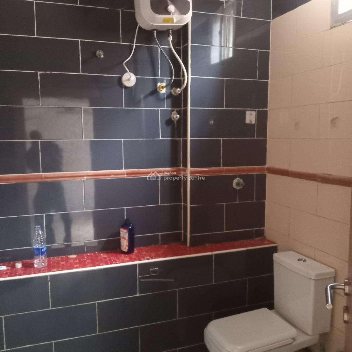 Very Spacious One Bedroom Apartment with Guest Toilet, Lekki Phase 1, Lekki, Lagos, Mini Flat (room and Parlour) for Rent