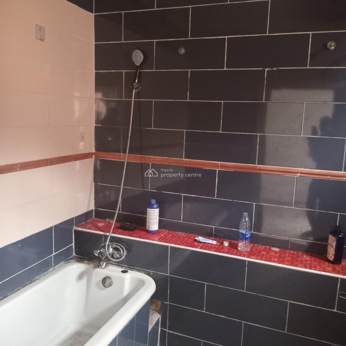Very Spacious One Bedroom Apartment with Guest Toilet, Lekki Phase 1, Lekki, Lagos, Mini Flat (room and Parlour) for Rent