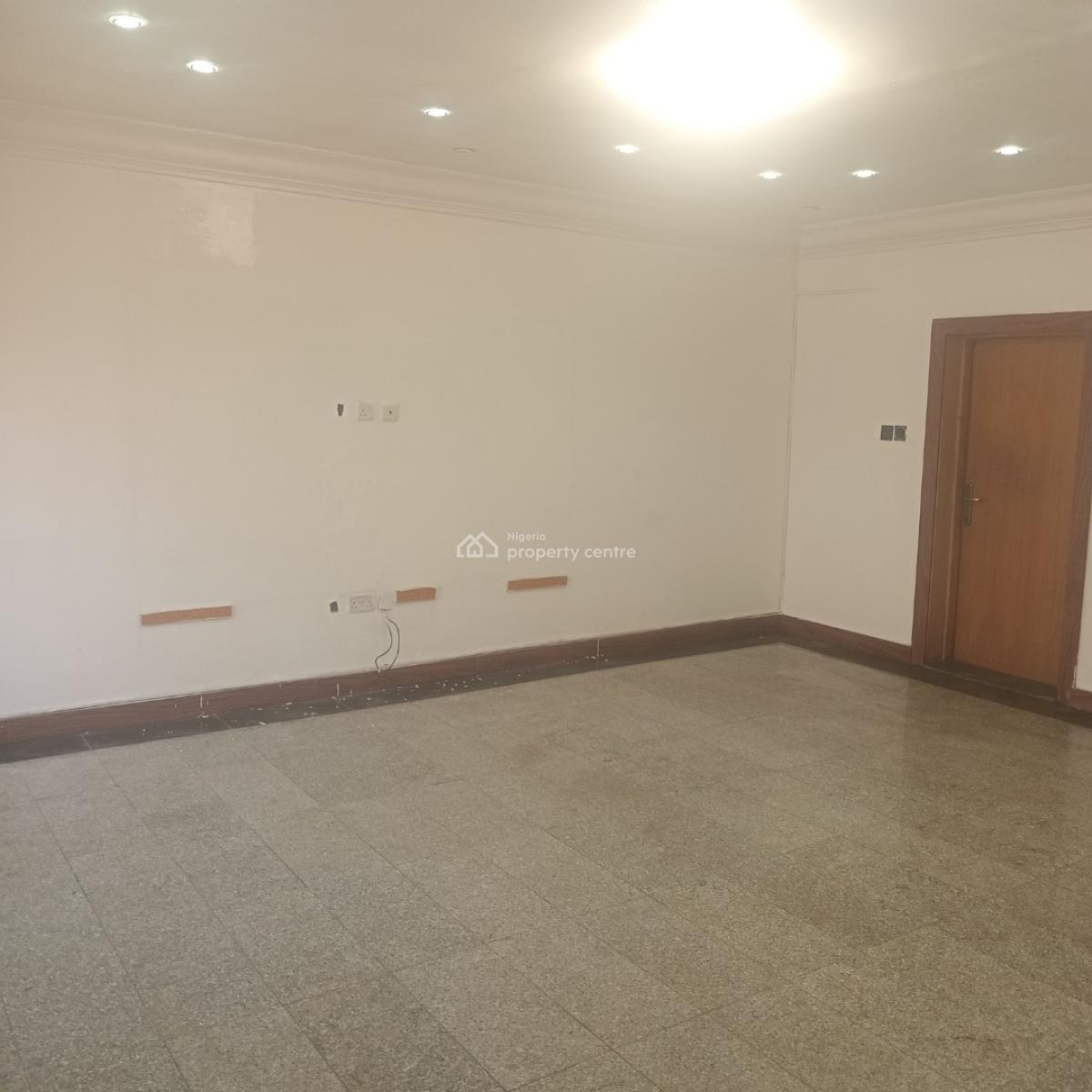Very Spacious One Bedroom Apartment with Guest Toilet, Lekki Phase 1, Lekki, Lagos, Mini Flat (room and Parlour) for Rent