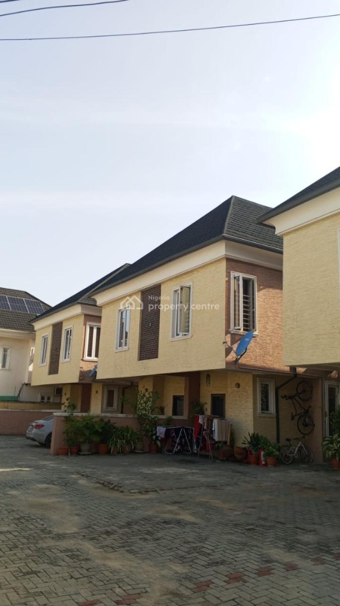 Exquisite 4 Bedroom Apartment with Guest Toilet and a Bq, Ocean Breeze Estate, Ologolo, Lekki, Lagos, Terraced Duplex for Rent