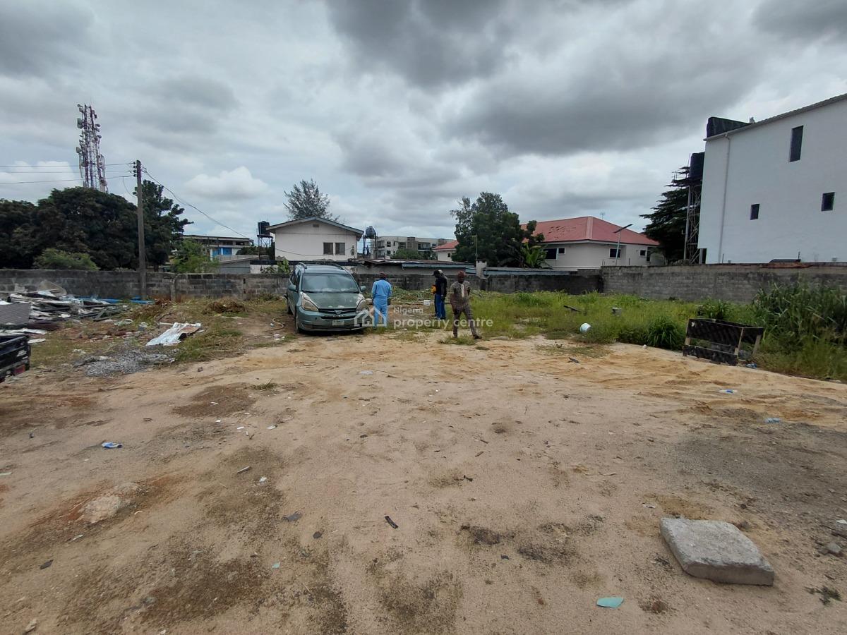 a Fenced and Gated Undeveloped Piece of Land Measuring 1,000 Sqm, By Oduduwa Crescent, Ikeja Gra, Ikeja, Lagos, Mixed-use Land for Sale