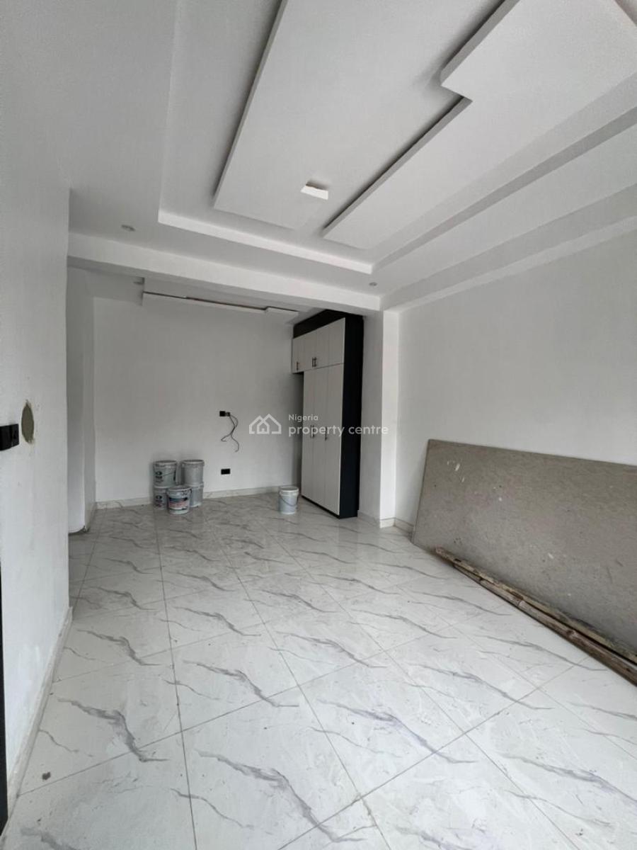 Spacious 2-bedroom Ground Floor Apartment, Igbo Efon, Lekki, Lagos, Flat / Apartment for Rent