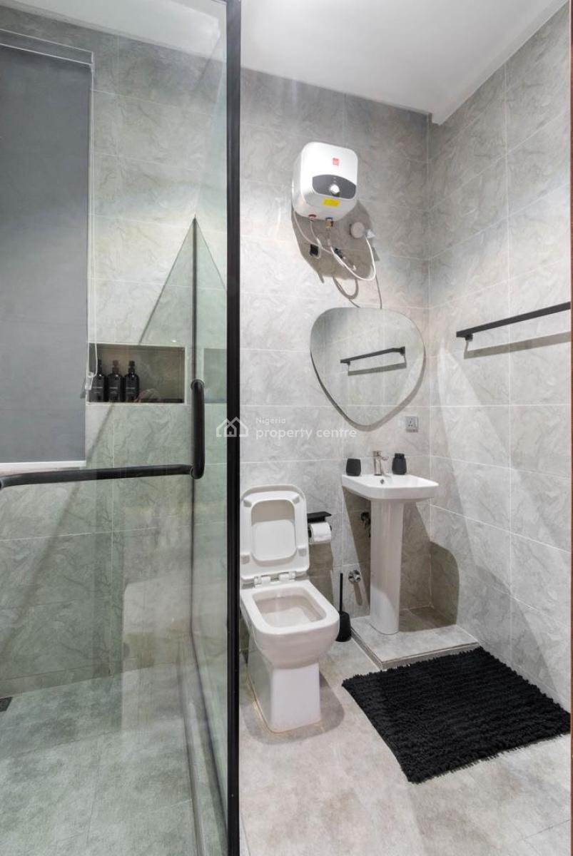 Book This Cozy and Cute 🥰 3 Bedroom Apartment, Lekki Phase 1, Lekki, Lagos, Flat / Apartment Short Let