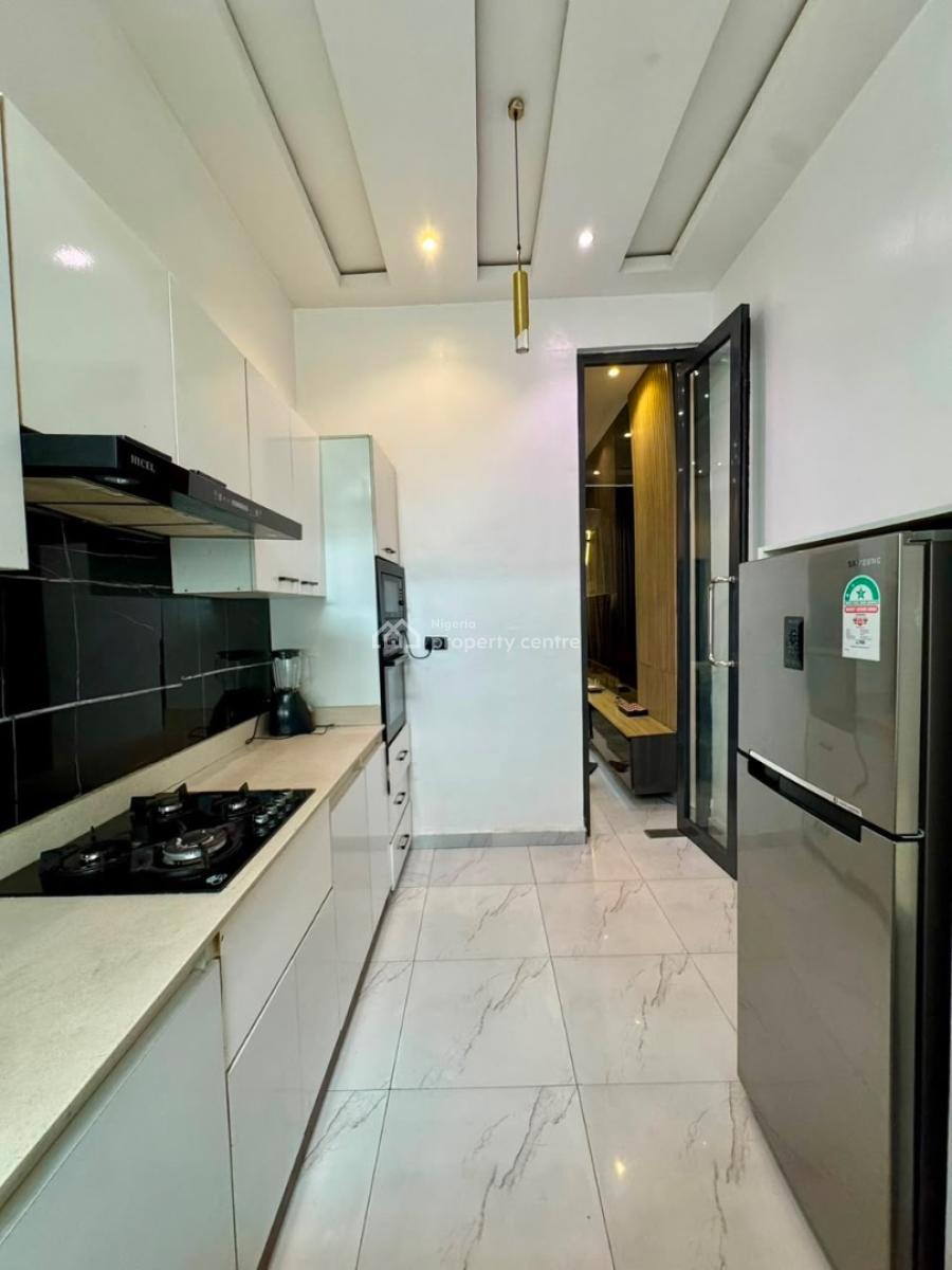 Luxury 1 Bedroom Apartment with Swimming Pool, Elevator, Gym, Ps5, Lekki Phase 2, Lekki, Lagos, Flat / Apartment Short Let