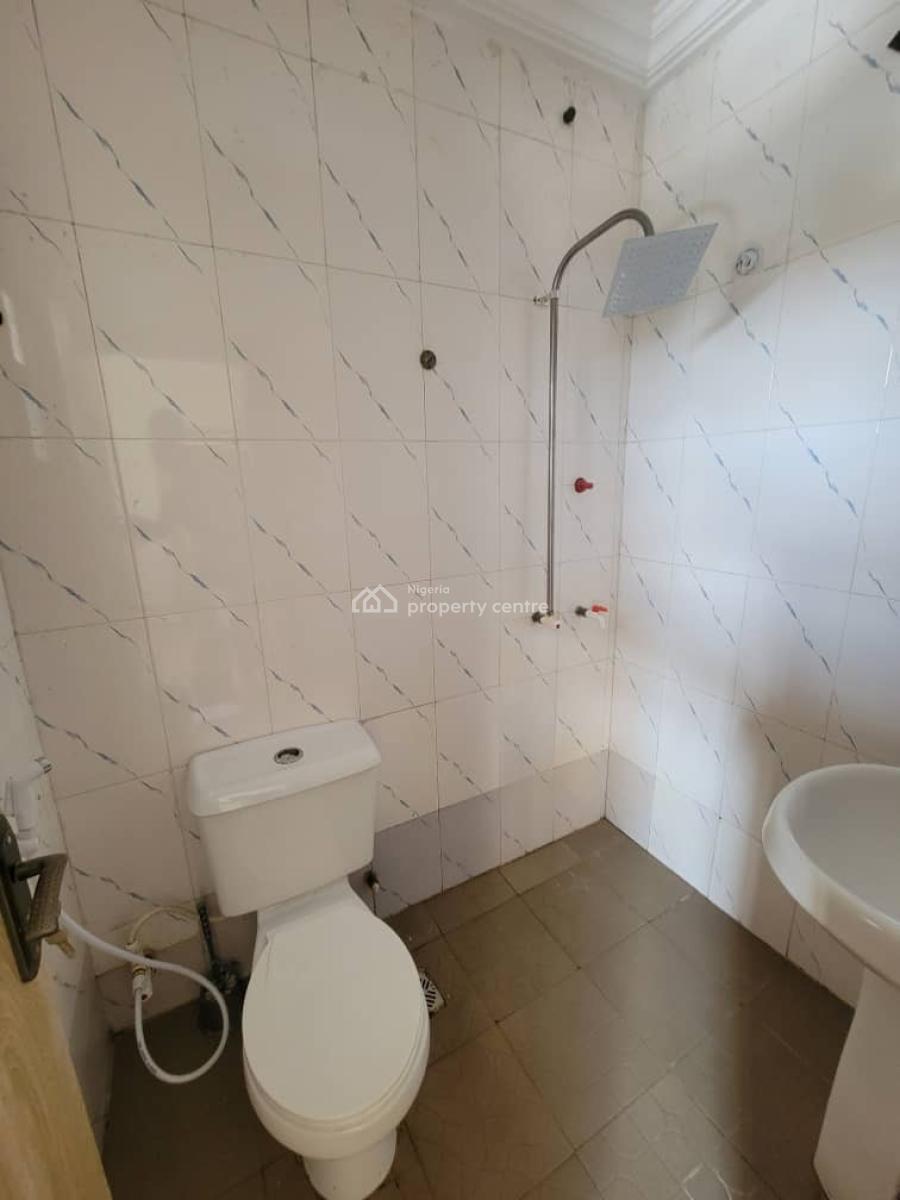 Sharp and Clean 3 Bedroom Flat, Mobile Road, Ajah, Lagos, Flat / Apartment for Rent