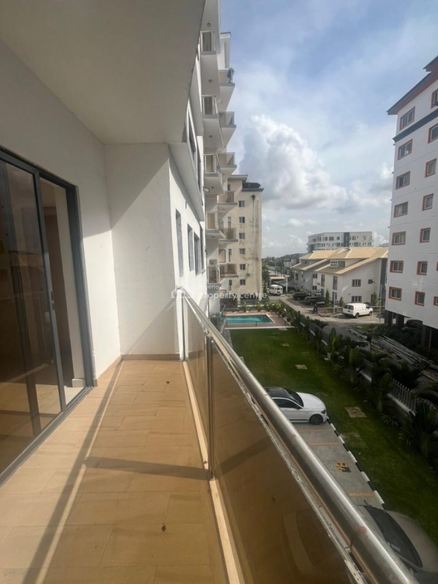 2 Bedroom Flat with Study in a Secured Environment, Lekki Phase 1, Lekki, Lagos, Flat / Apartment for Rent