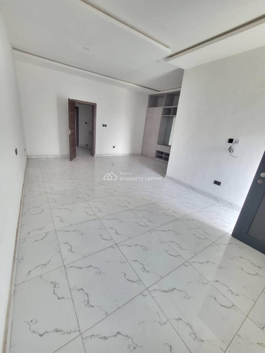 Luxurious and Spacious 4 Bedroom Duplex, Mobile Road, Ilaje, Ajah, Lagos, Terraced Duplex for Rent