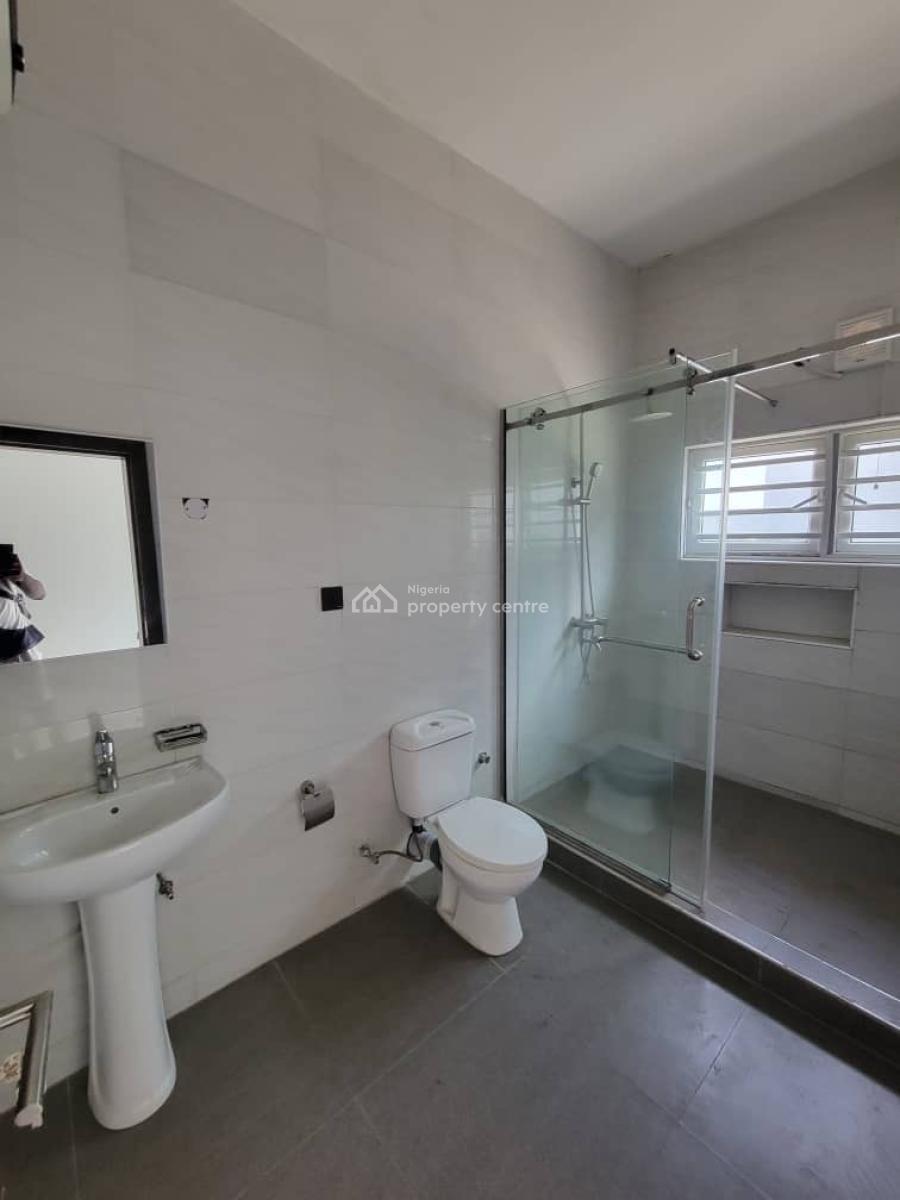 Luxurious and Spacious 4 Bedroom Duplex, Mobile Road, Ilaje, Ajah, Lagos, Terraced Duplex for Rent