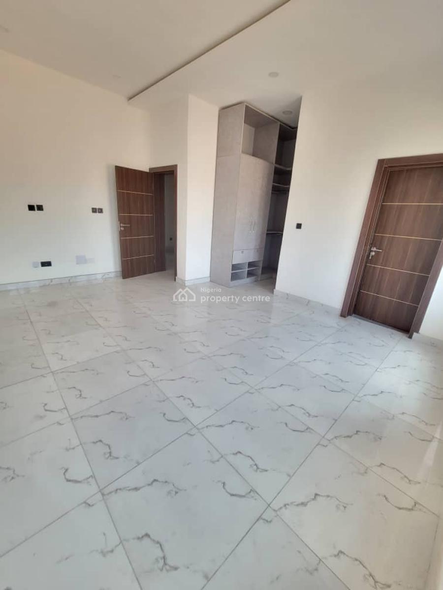 Luxurious and Spacious 4 Bedroom Duplex, Mobile Road, Ilaje, Ajah, Lagos, Terraced Duplex for Rent