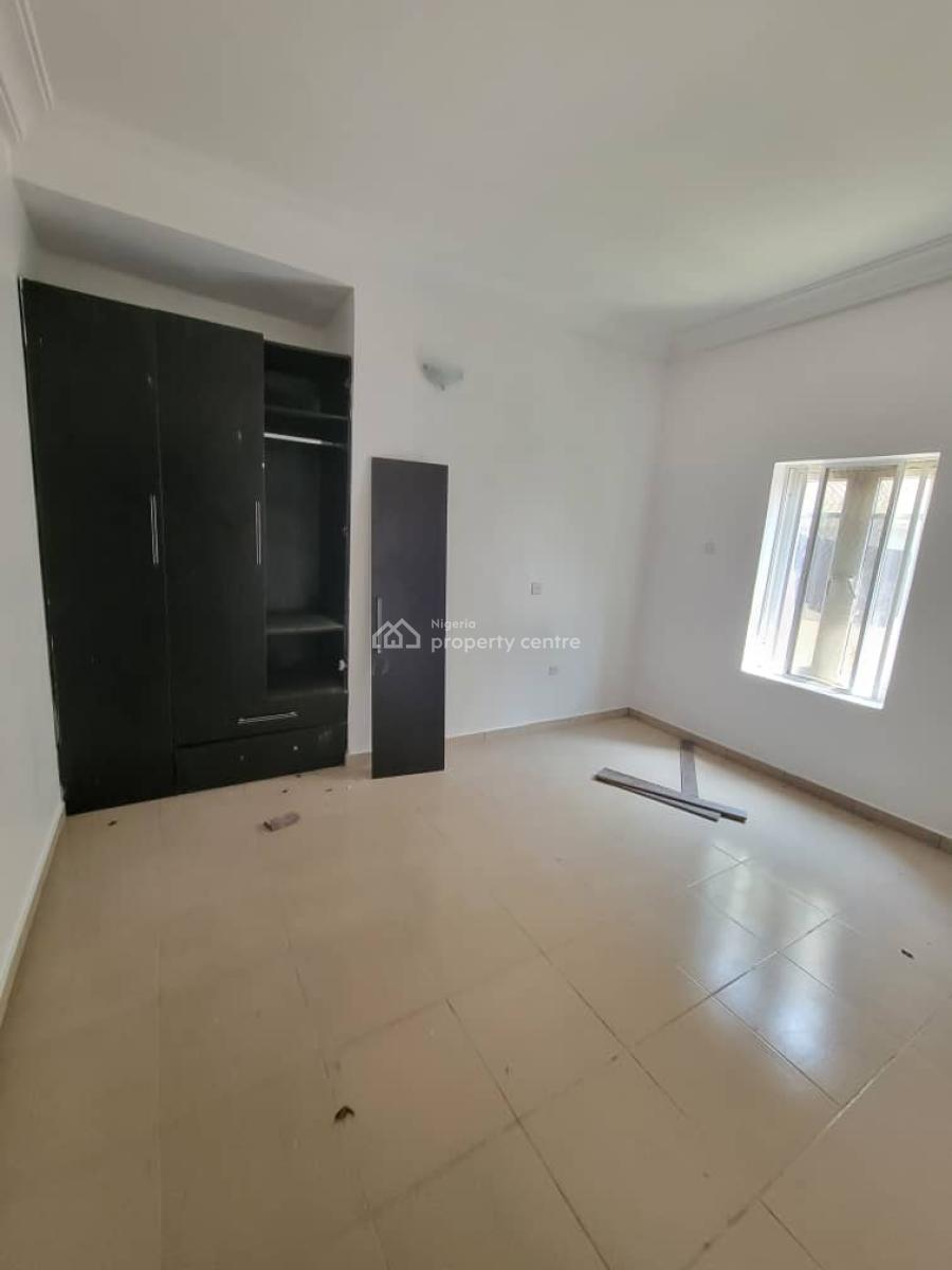 Sharp and Serene 3 Bedroom Flat, Mobil Road, Ajah, Lagos, Flat / Apartment for Rent