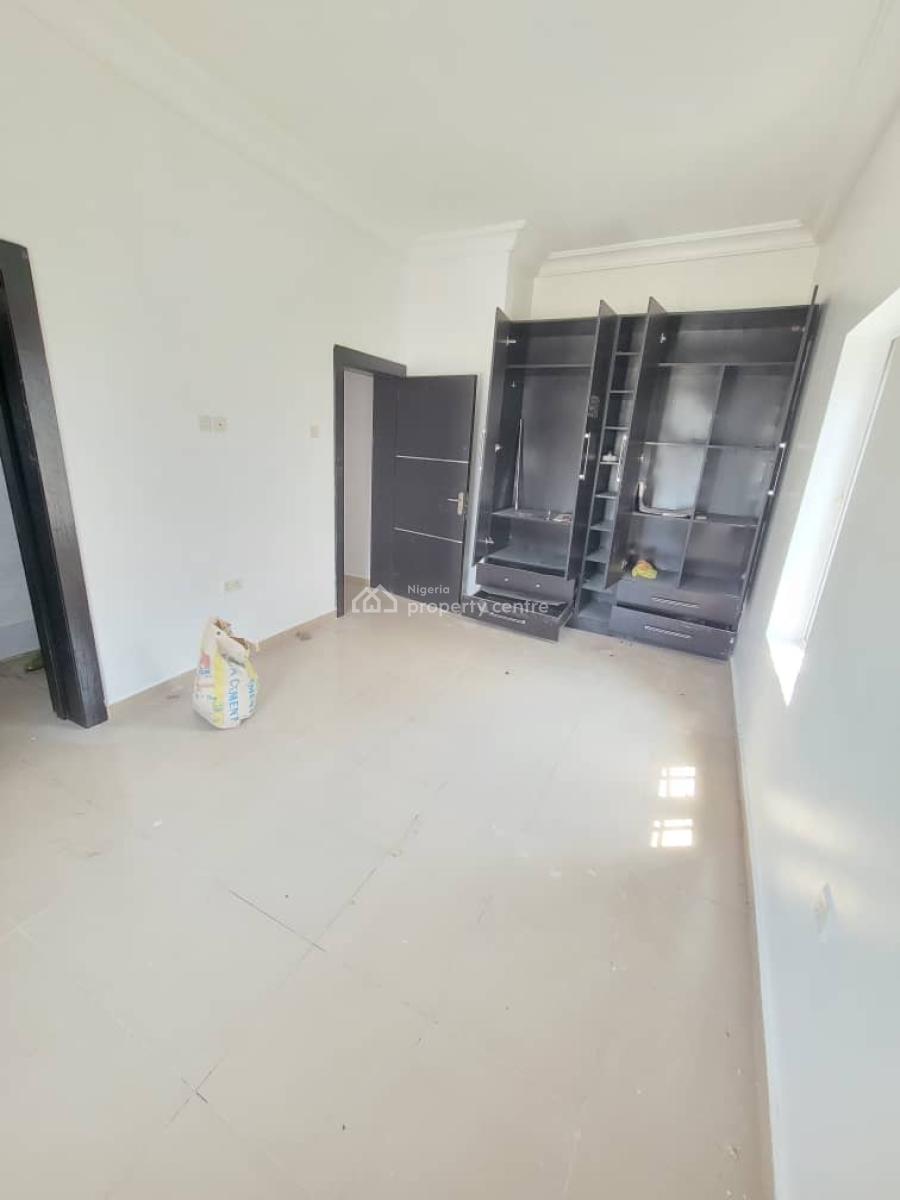 Sharp and Serene 3 Bedroom Flat, Mobil Road, Ajah, Lagos, Flat / Apartment for Rent