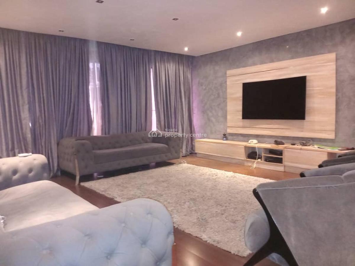 Luxury 3-bedroom Apartment, Lekki Phase 1, Lekki, Lagos, Flat / Apartment for Rent