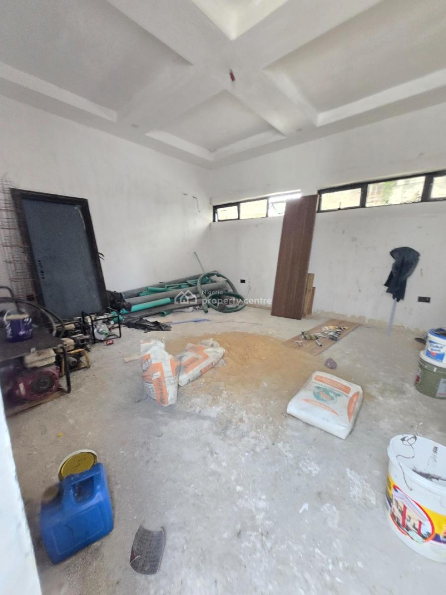 3 Bedroom Flat with Swimming Pool and Gym for Distress, Ogombo Road Opposite Ojaja Mall, Ogombo, Ajah, Lagos, Block of Flats for Sale