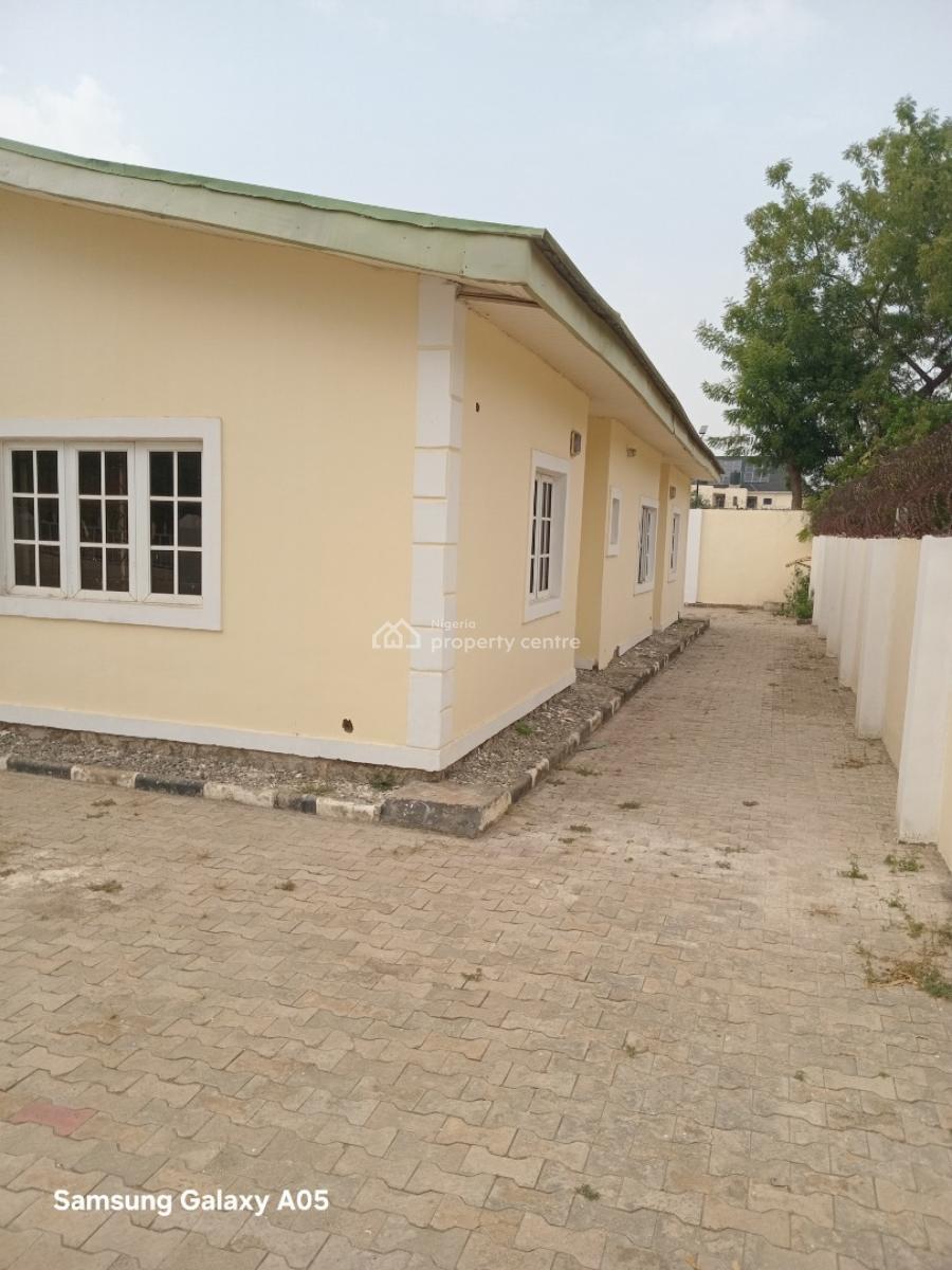 Standard 4-bedroom Semi-detached Duplex with a Room Bq, Galadimawa, Abuja, Semi-detached Duplex for Rent