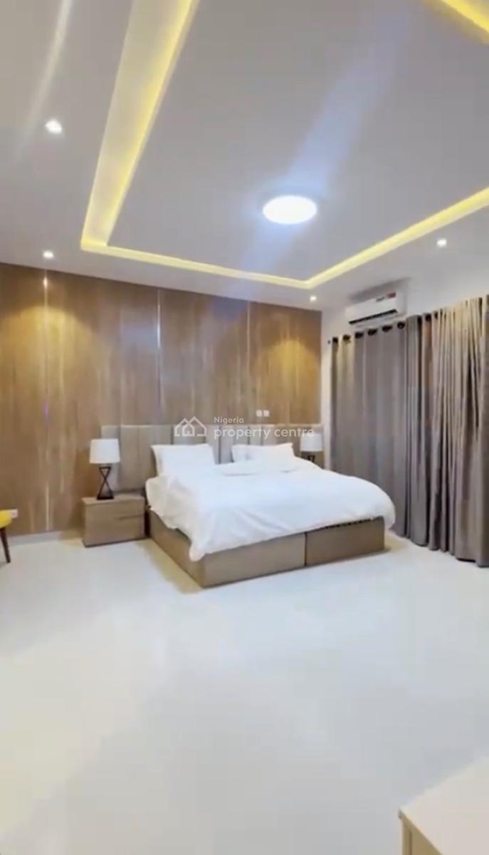 Fully Furnished & Serviced 2 Bedroom Apartment, Lekki Phase 1, Lekki, Lagos, Flat / Apartment for Rent