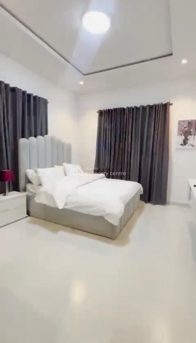 Fully Furnished & Serviced 2 Bedroom Apartment, Lekki Phase 1, Lekki, Lagos, Flat / Apartment for Rent