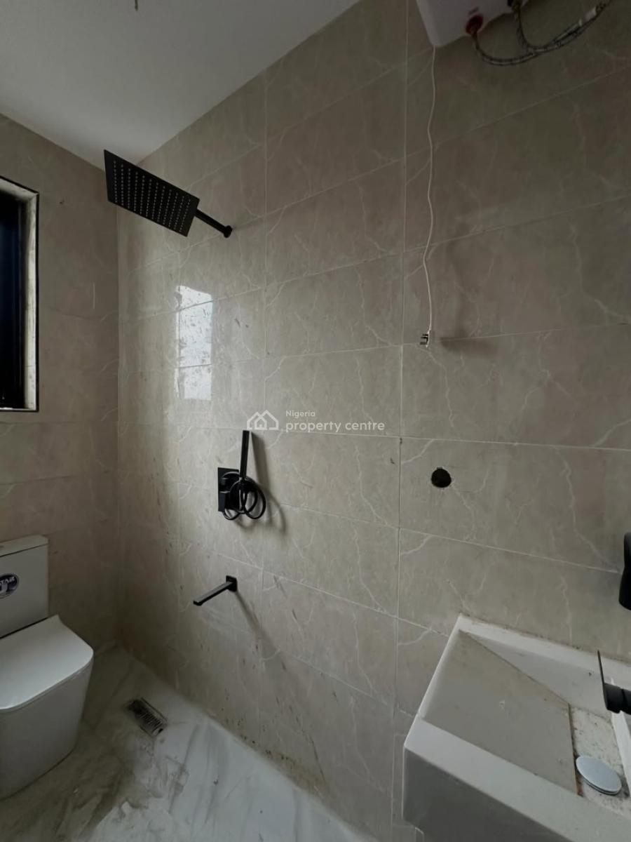 1 Bedroom Apartment, Lekki Phase 1, Lekki, Lagos, Mini Flat (room and Parlour) for Rent