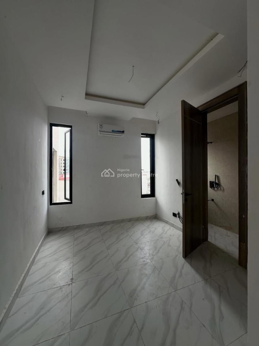 1 Bedroom Apartment, Lekki Phase 1, Lekki, Lagos, Mini Flat (room and Parlour) for Rent