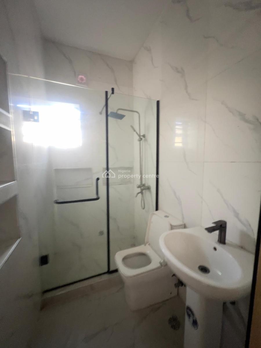 Spacious 5 Bedroom Detached Duplex with Bq, Chevron, Lekki, Lagos, Detached Duplex for Sale