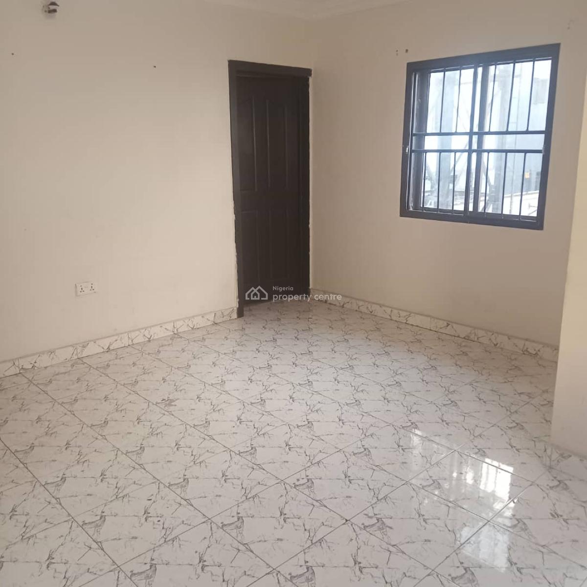 2 Bedroom Apartment in a Call to Access Estate, Lekki Phase 1, Lekki, Lagos, Flat / Apartment for Rent