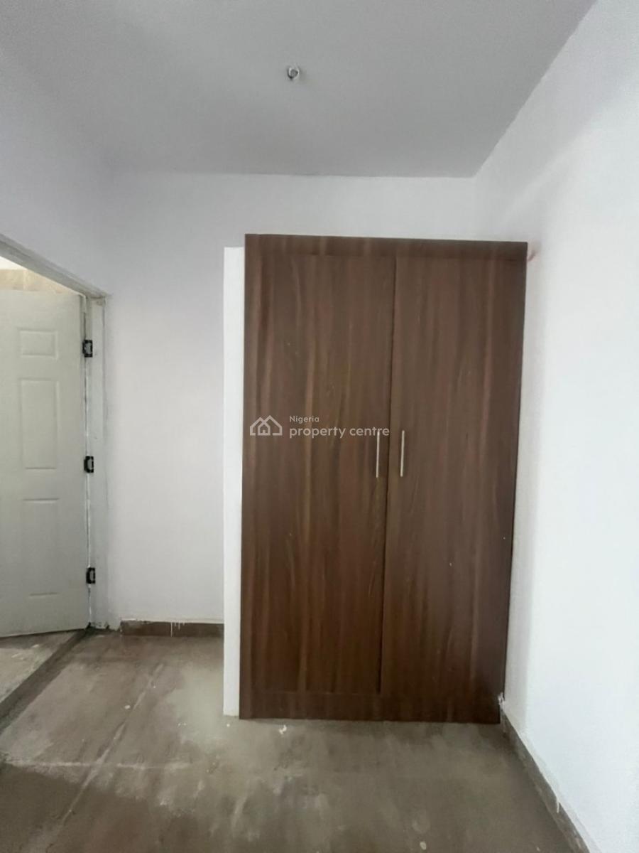 Newly Built 2 Bedroom Apartment in a Prime Estate, Muniru Estate, Ogombo, Ajah, Lagos, Flat / Apartment for Rent