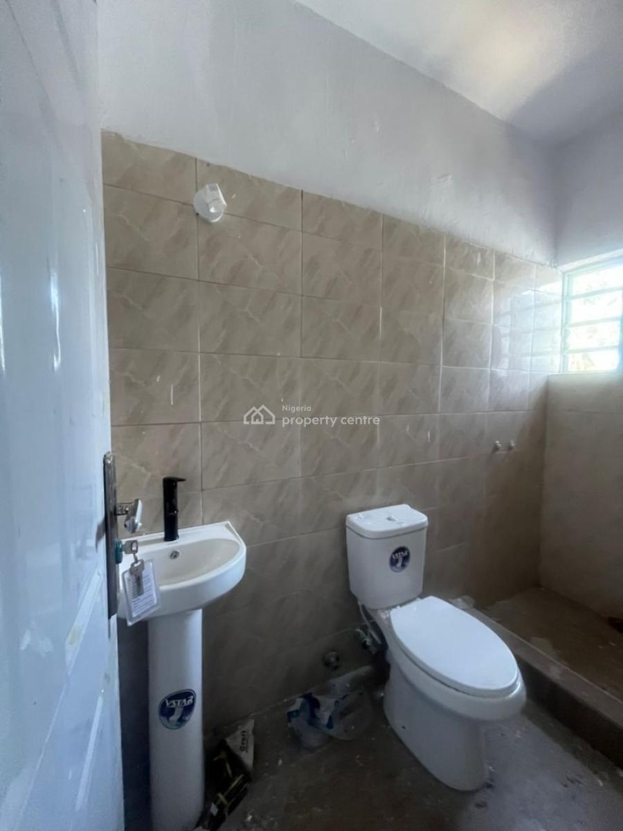 Newly Built 2 Bedroom Apartment in a Prime Estate, Muniru Estate, Ogombo, Ajah, Lagos, Flat / Apartment for Rent